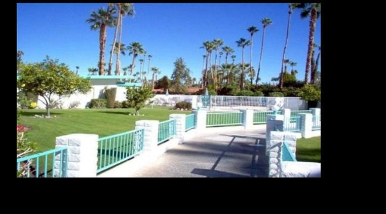 The Villas Of Palm Springs Exterior photo