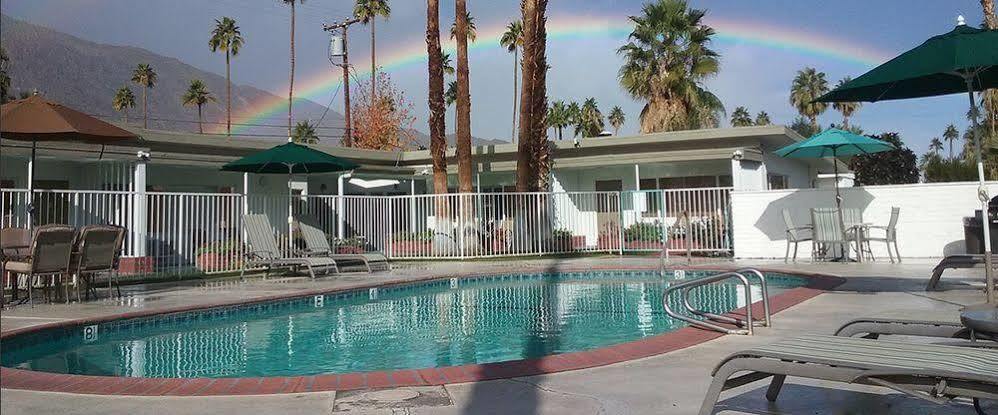 The Villas Of Palm Springs Exterior photo