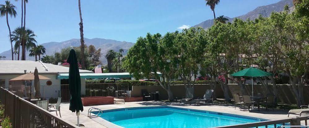 The Villas Of Palm Springs Exterior photo